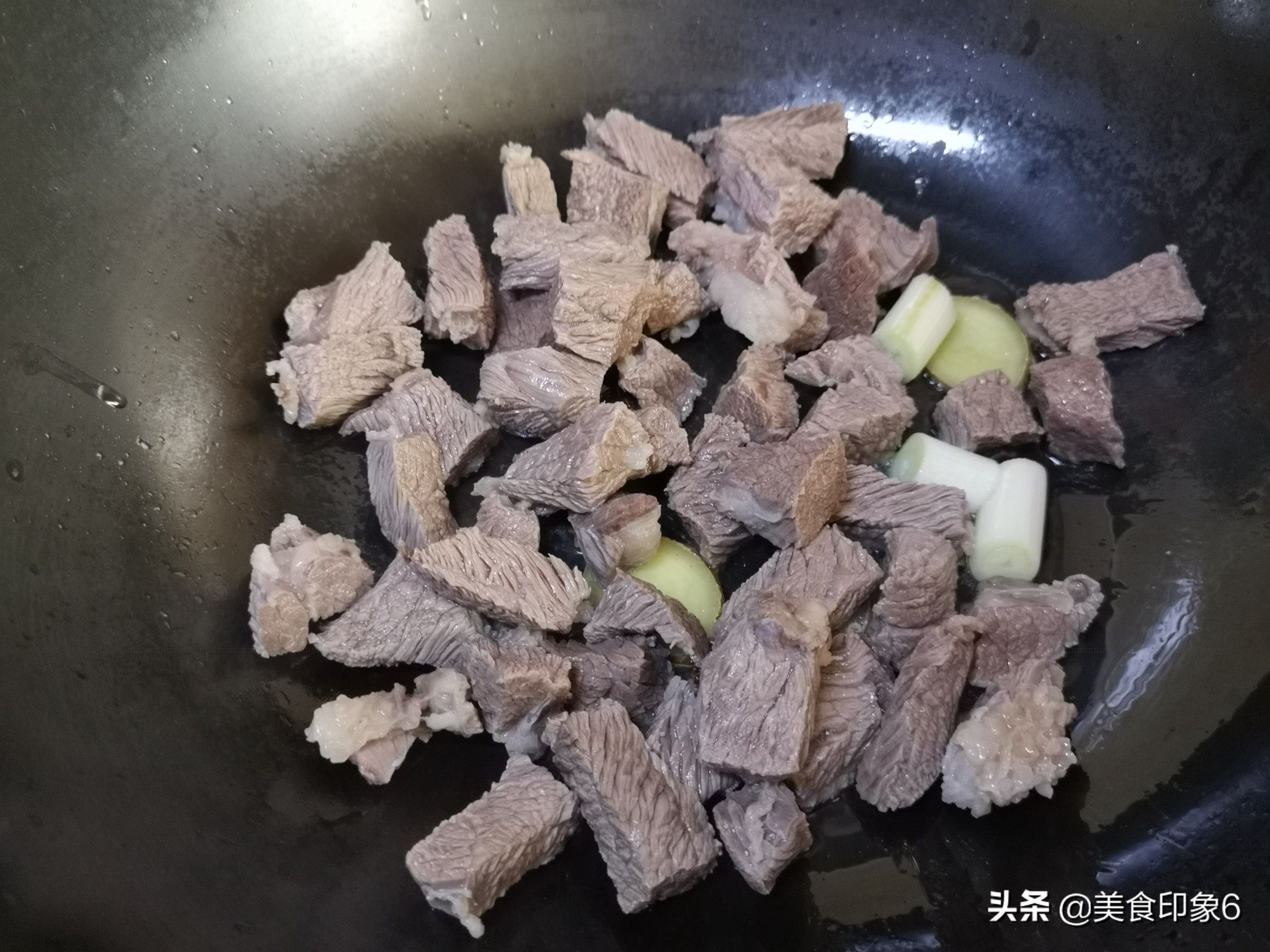 牛肉总炖不烂？掌握这3点，牛肉软烂不塞牙，没有一点腥味