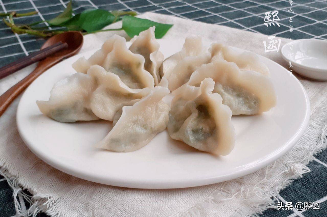 头伏吃饺子，这3款素饺子馅做法，清香不油腻，适合三伏天