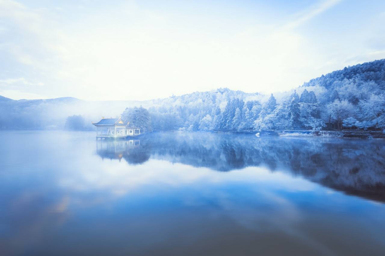 16首经典咏雪诗词，冬如画，雪如诗，赏尽冬雪之雪