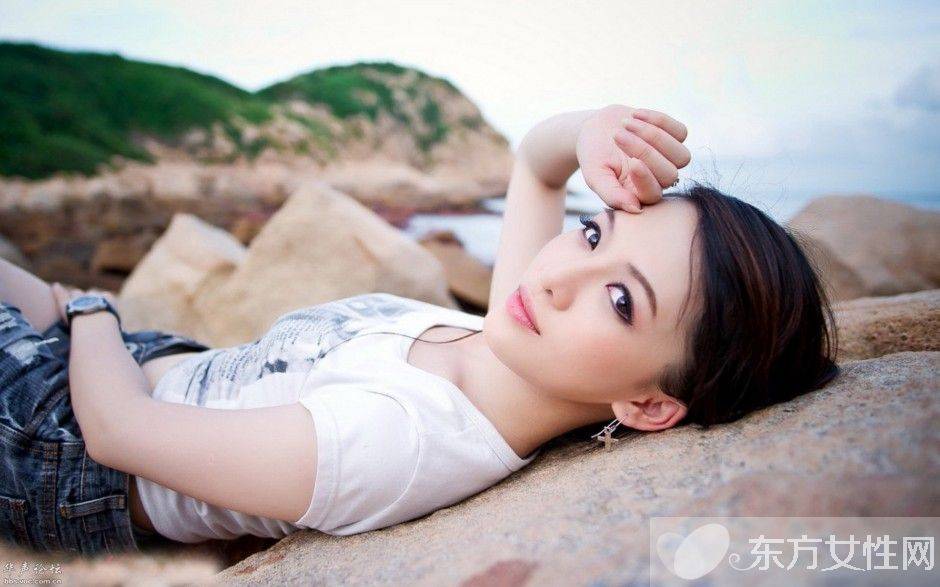 水瓶女和摩羯男配吗? 水瓶女性格特点超准分析!