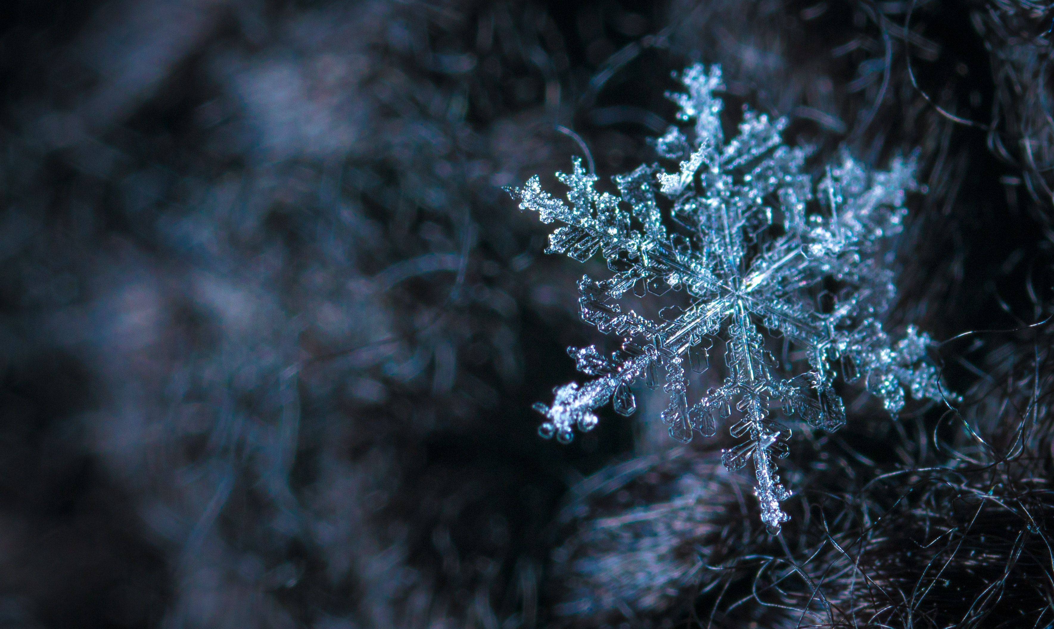 你知道雪花是怎么形成的吗