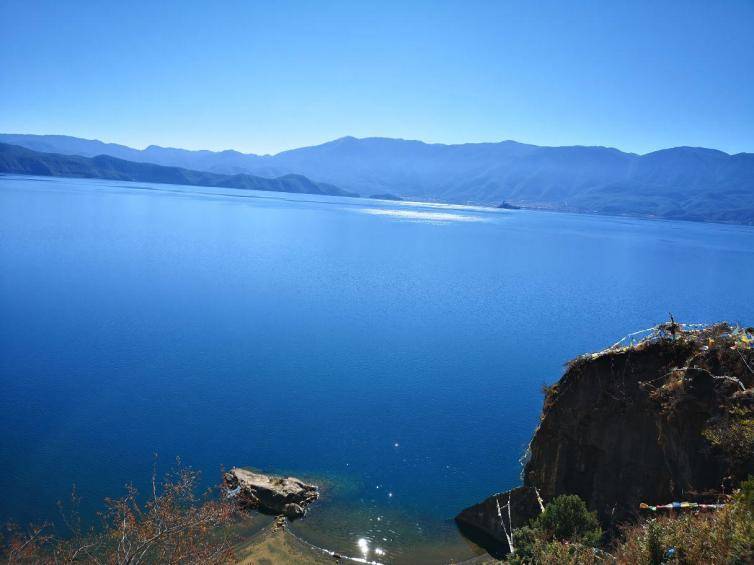 成都出发到泸沽湖详细的自驾游攻略，开启自驾不负美景