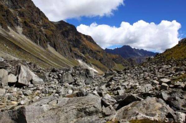 中国十大地震排名 唐山大地震上榜，第六死亡人数最多