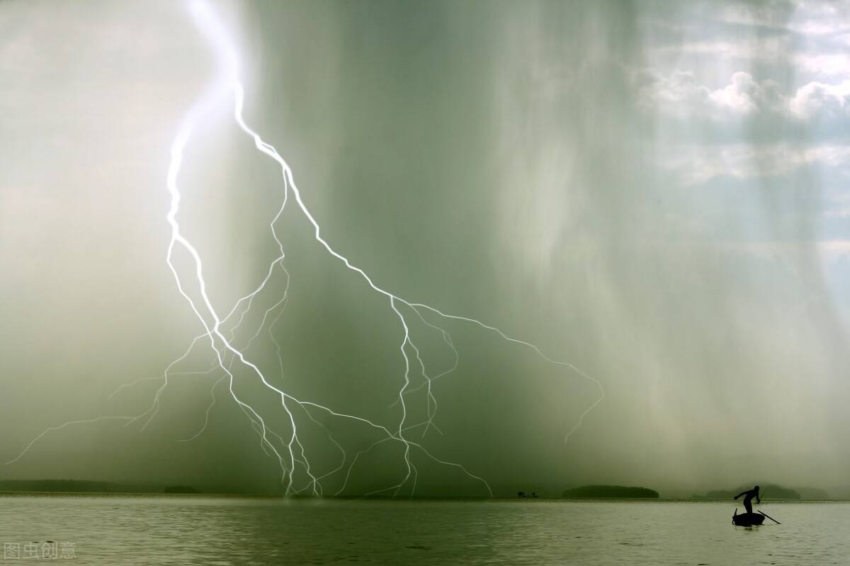 《奇怪的天气》：天要下雨，为什么会下雨？