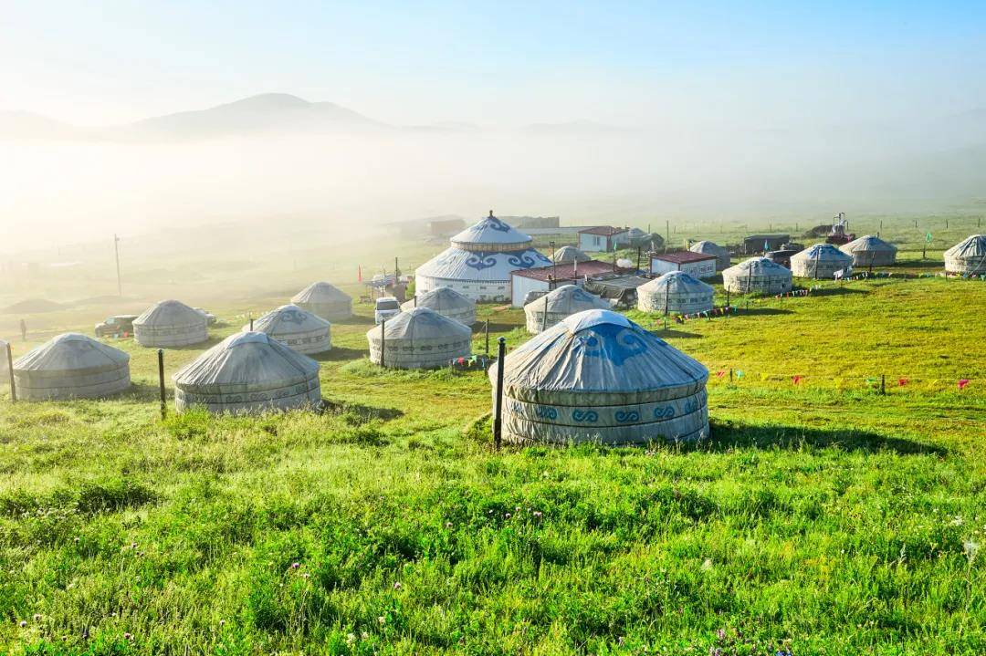 夏季旅游去哪里最合适？这几个地方景色最美，一辈子一定要去一次