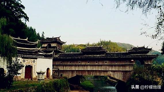 浙江陆地面积最大城市丽水，虽然经济发展一般，却是清新宜居之城