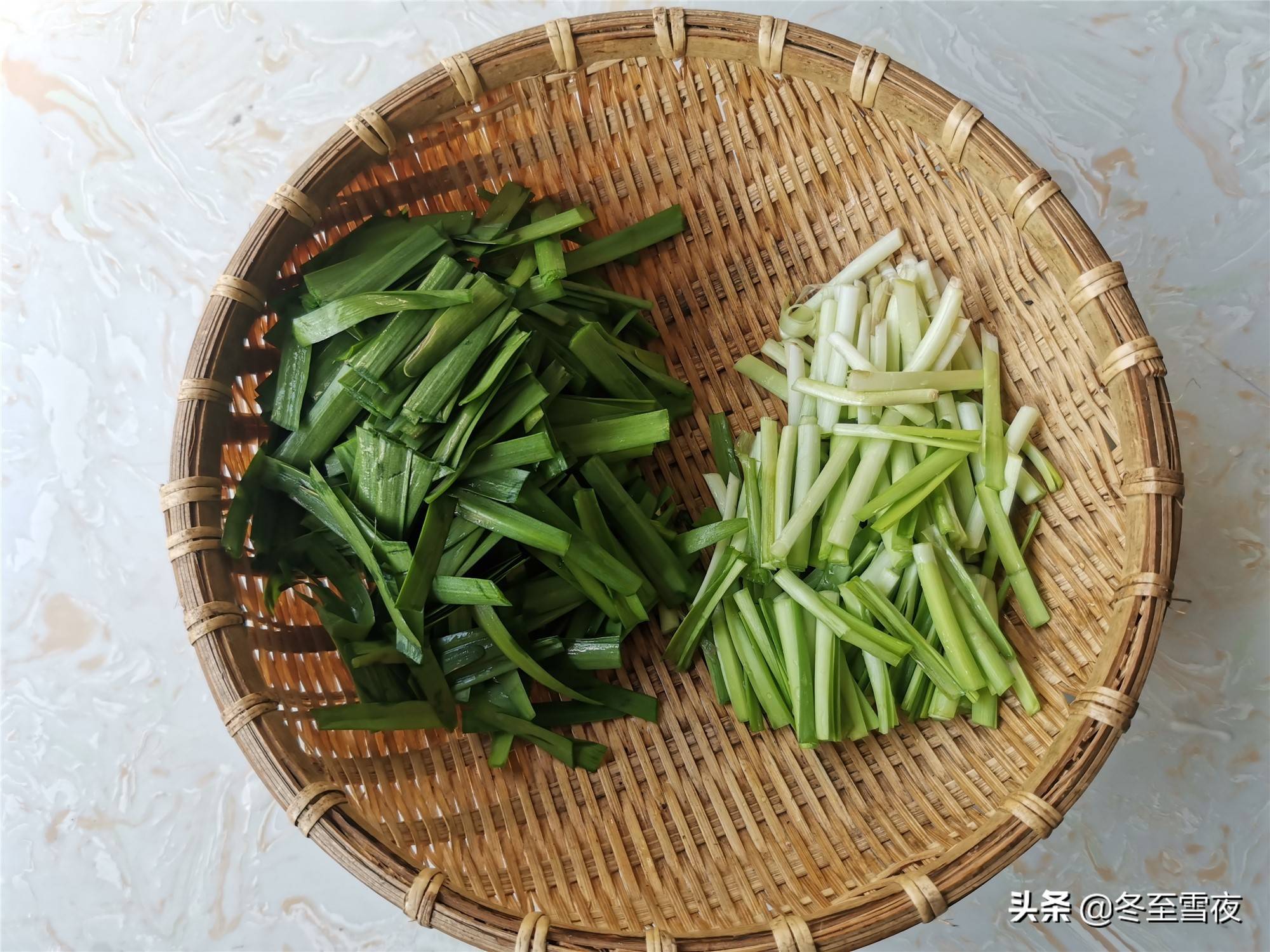 年夜饭，鱿鱼怎样做好吃，教你这样炒，鲜上加鲜，鲜嫩爽口还不腥